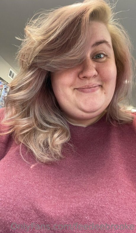 feedeebrooke beautiful model img