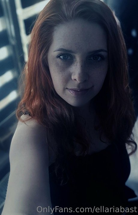 ellariabast model art pics