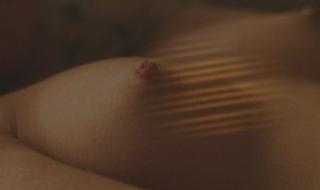 ellariabast erotic model photo