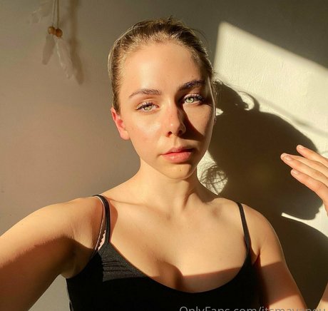 mayaruefree nice actress gallery