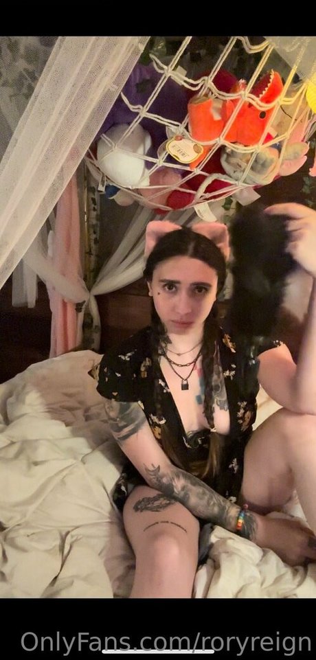 blonde hairy pussy onlyfans sex photo