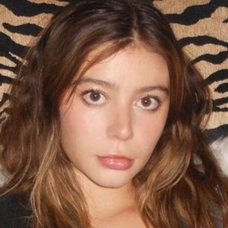 G Hannelius nice model pics