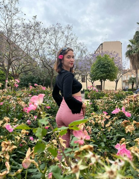 lamamifertil model sexy pics