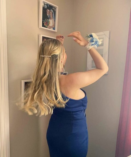 milf wife onlyfans art nude gallery