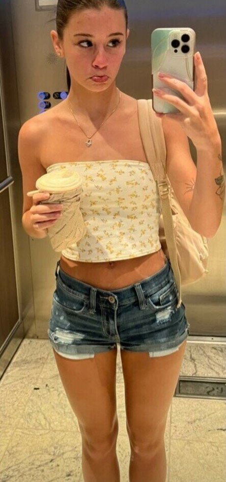 Bitty 01 adult model image