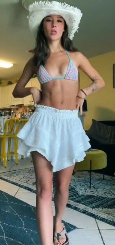 Bitty 01 exclusive actress pictures