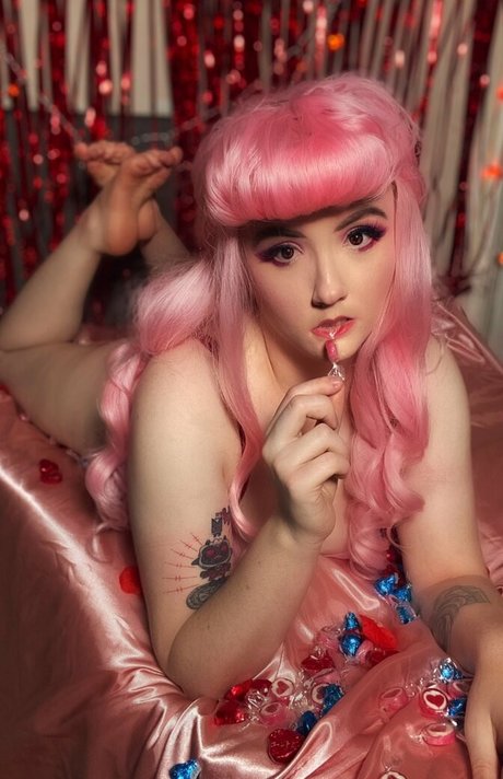 Smmi Dm star naked picture