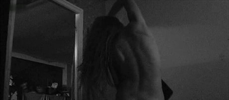 Isild Le Besco model pretty galleries