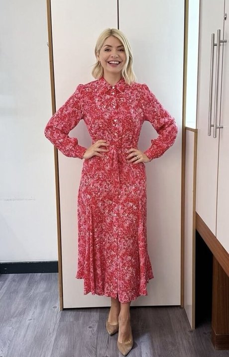 Holly Willoughby best model picture