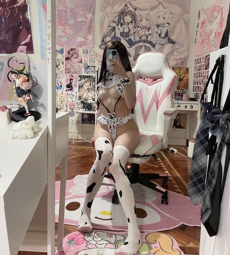 mycreamycrush pretty pornstar img