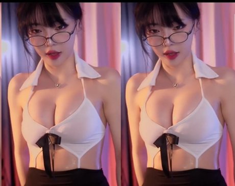 yoon froggy nude star pic