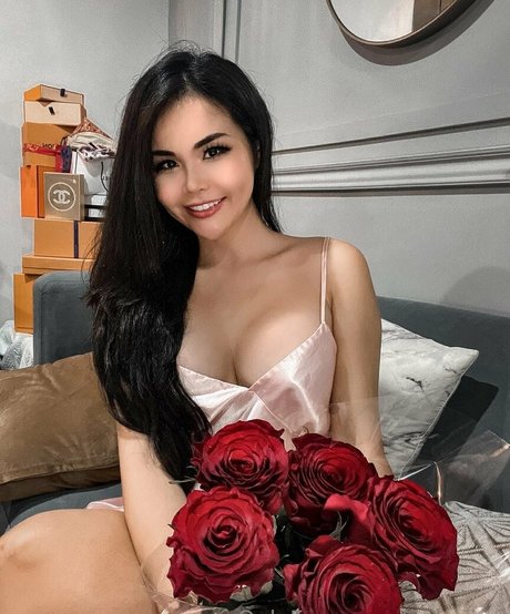 onlyping exclusive pornstar gallery