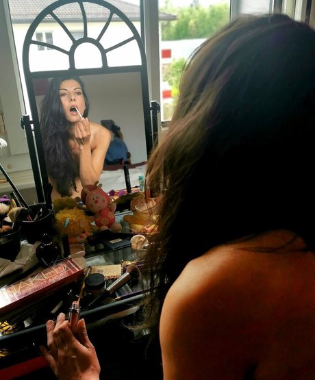 loucharmellefree hd pornstar img