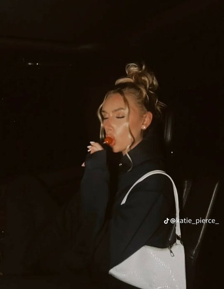 makeup artist onlyfans porn pics