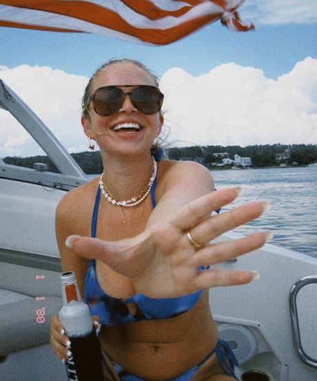 dark nipples onlyfans xxx photo