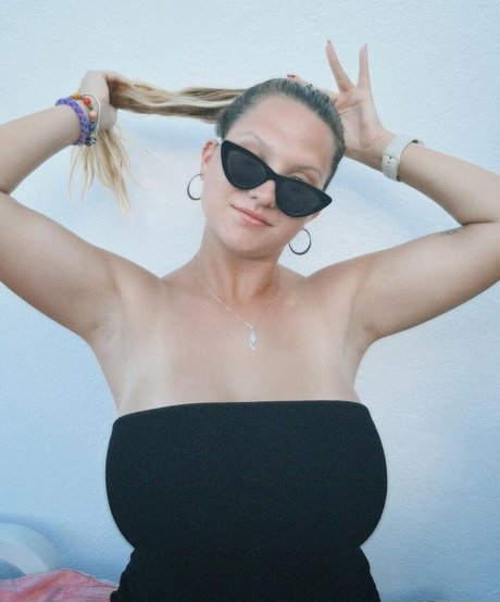 Leandra Lopes perfect model galleries