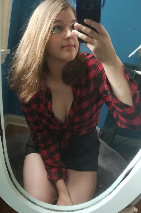 Ebee7 actress photos