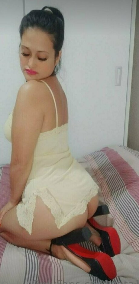 miicababyy model sexy photo