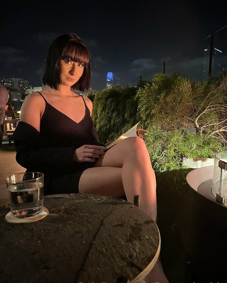 financebarbie beautiful model pictures