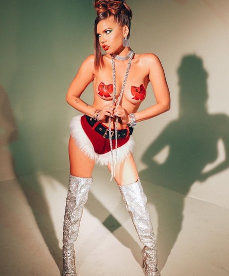 Chanel West Coast model nudes gallery