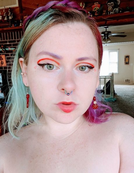 chellelovesu nude actress galleries