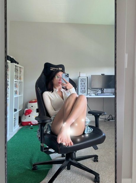 goth threesome onlyfans nice photos