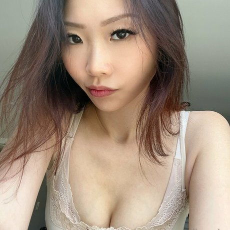 thejinnychu model sex images