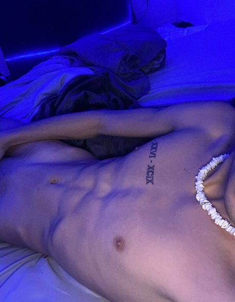 gainer onlyfans top image