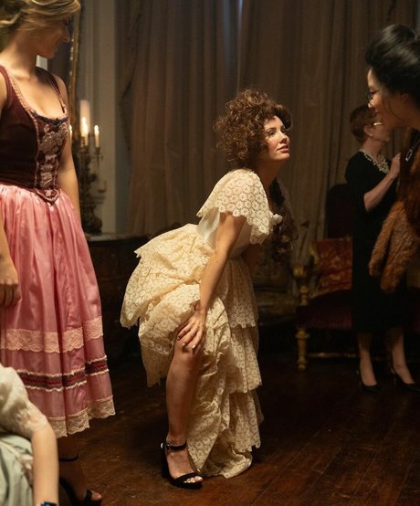 Nalopia naked actress images