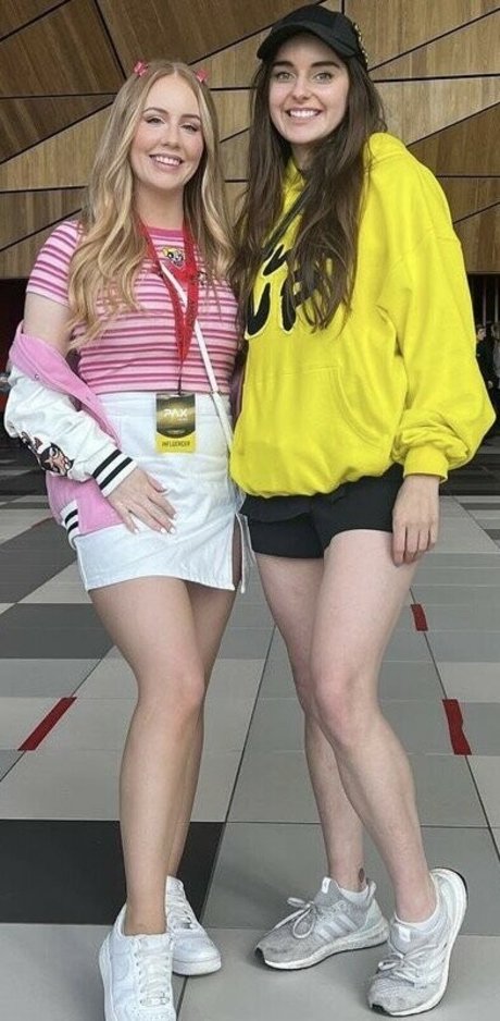 Nalopia porn model image