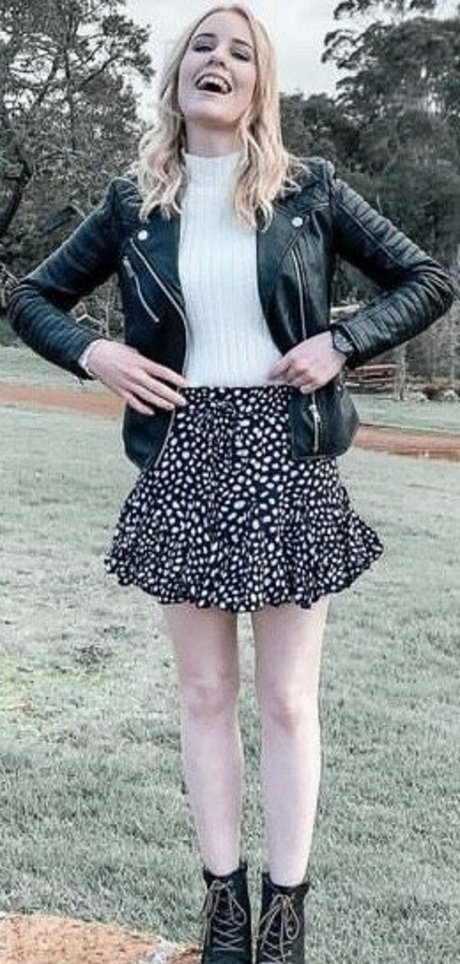 Nalopia nice model photo