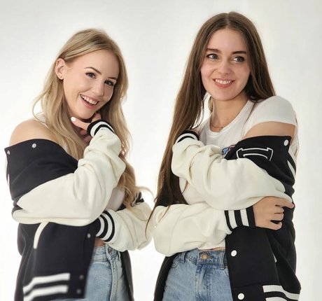 Nalopia star naked images