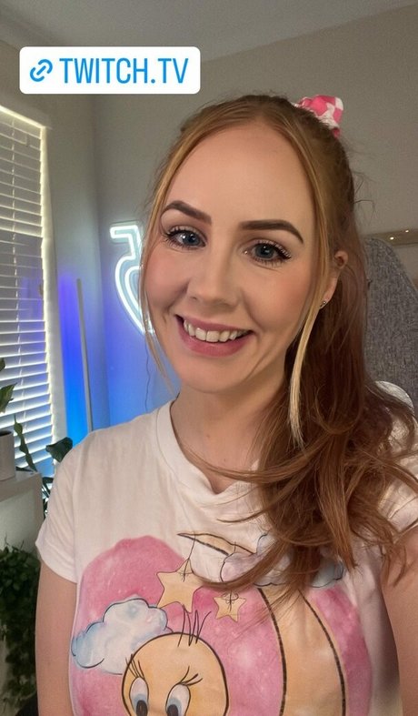 Nalopia model porn photos