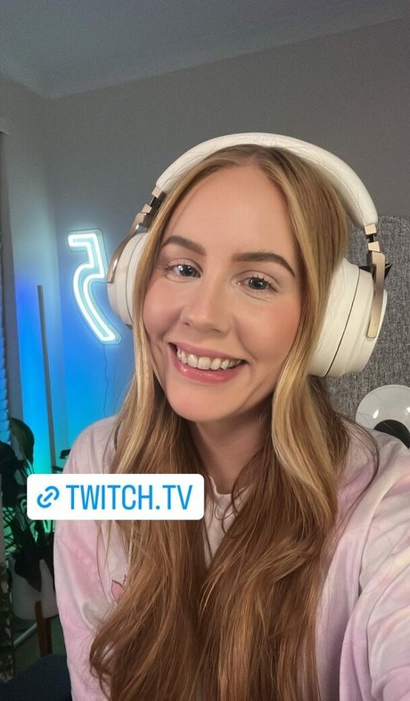 Nalopia pornstar beautiful archive