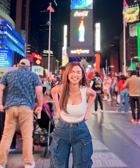 girl on girl onlyfans free xxx pic