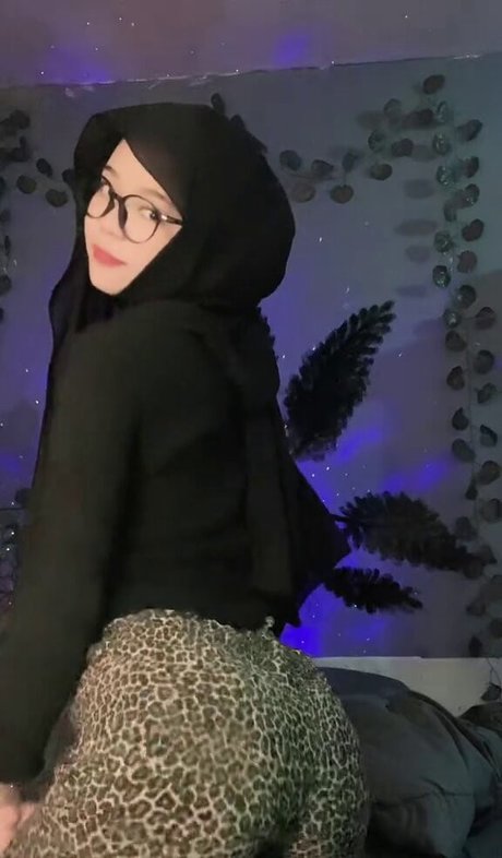 Deraanjela free model image