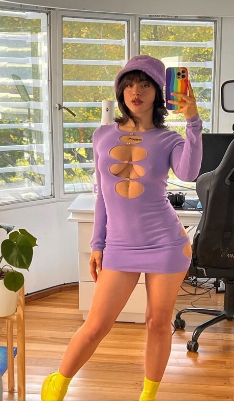 Belenegri erotic actress pictures