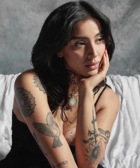 shemale ass onlyfans beautiful xxx photos