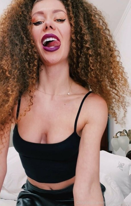 mianaughtygirl pretty pornstar pic