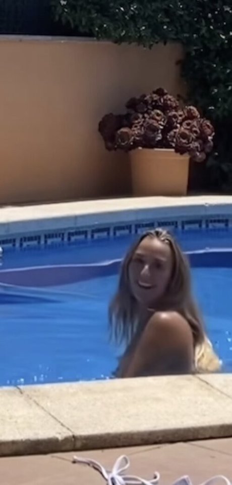 Maria Fontanals Coll pornstar hd pictures