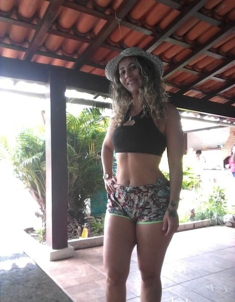 Soninha Coroa erotic pornstar pic