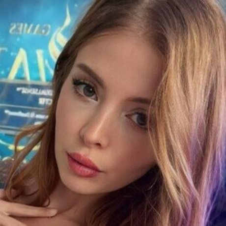 wide onlyfans free naked images