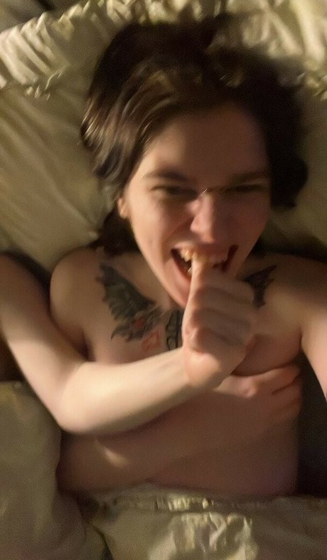 Lich Qween pretty star pictures