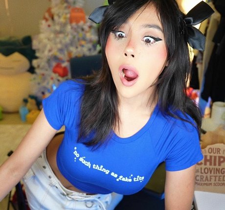 Neeko naked pornstar gallery