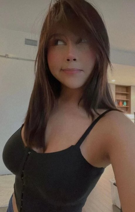 Neeko free actress gallery