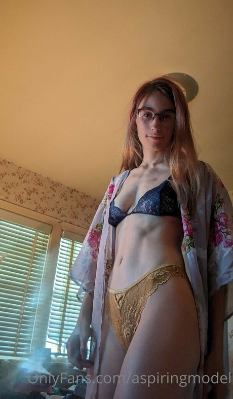 aspiringmodel sexy star photos