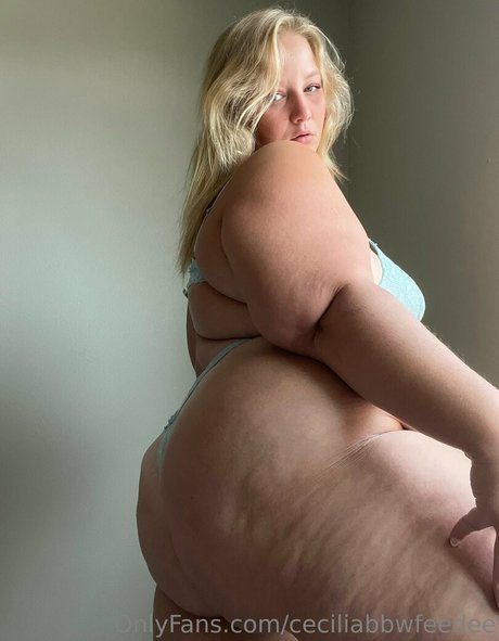 ceciliabbwfeedee star sexy pictures