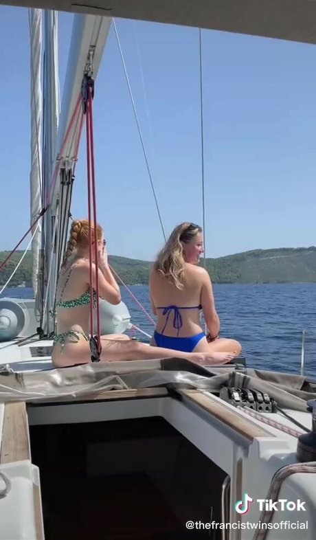 Rosyshimmer beautiful model pictures