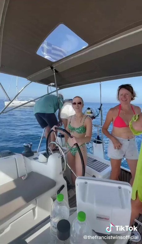 Rosyshimmer perfect star images