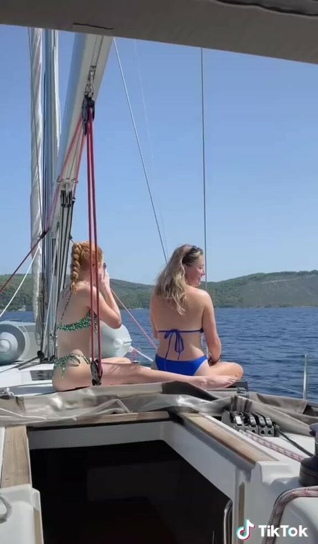 Rosyshimmer pornstar exclusive pic